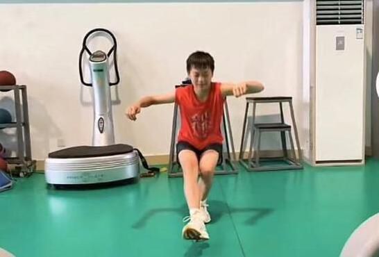 二三区日韩